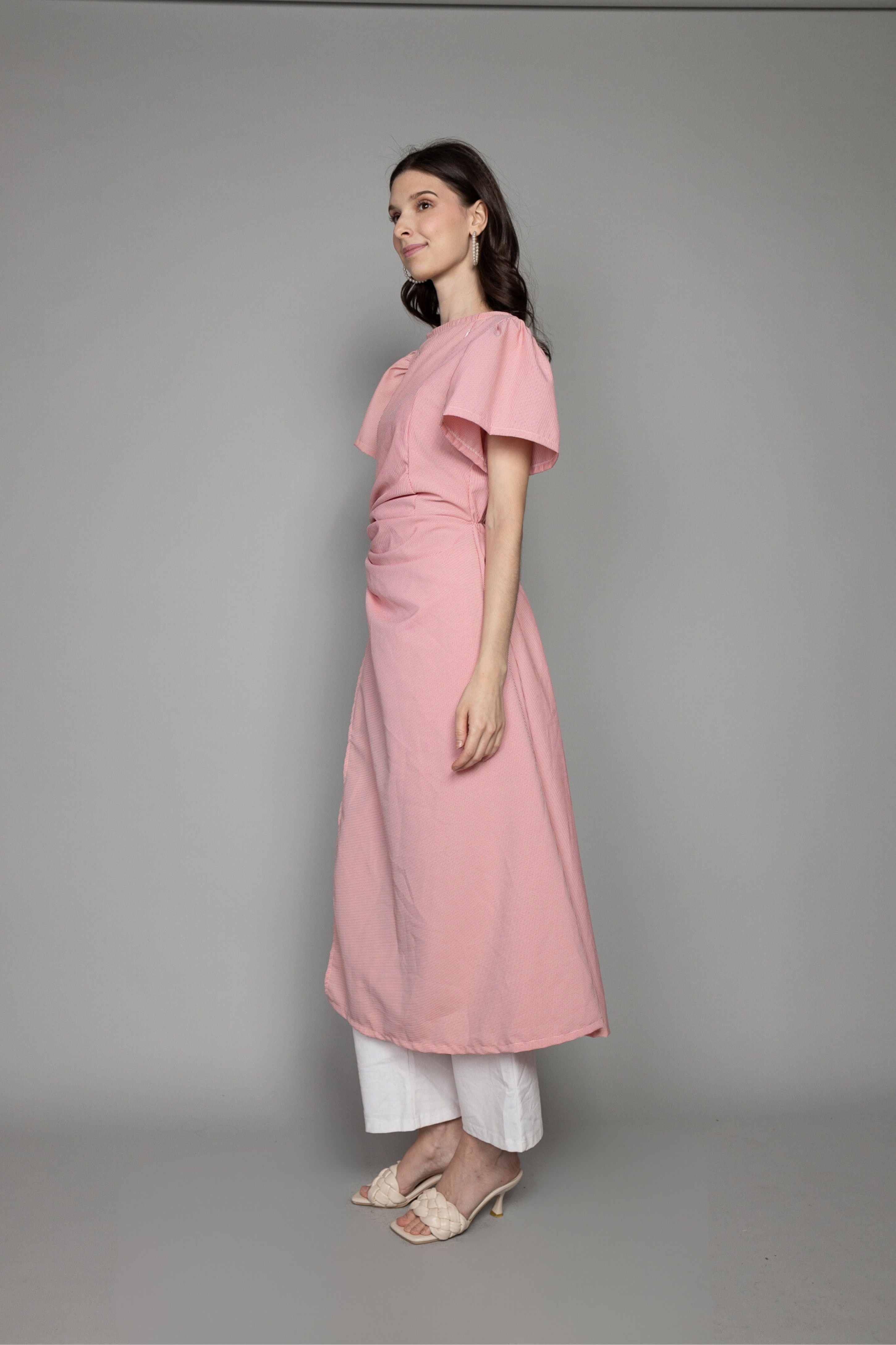 Holiday 2024: Yara Top