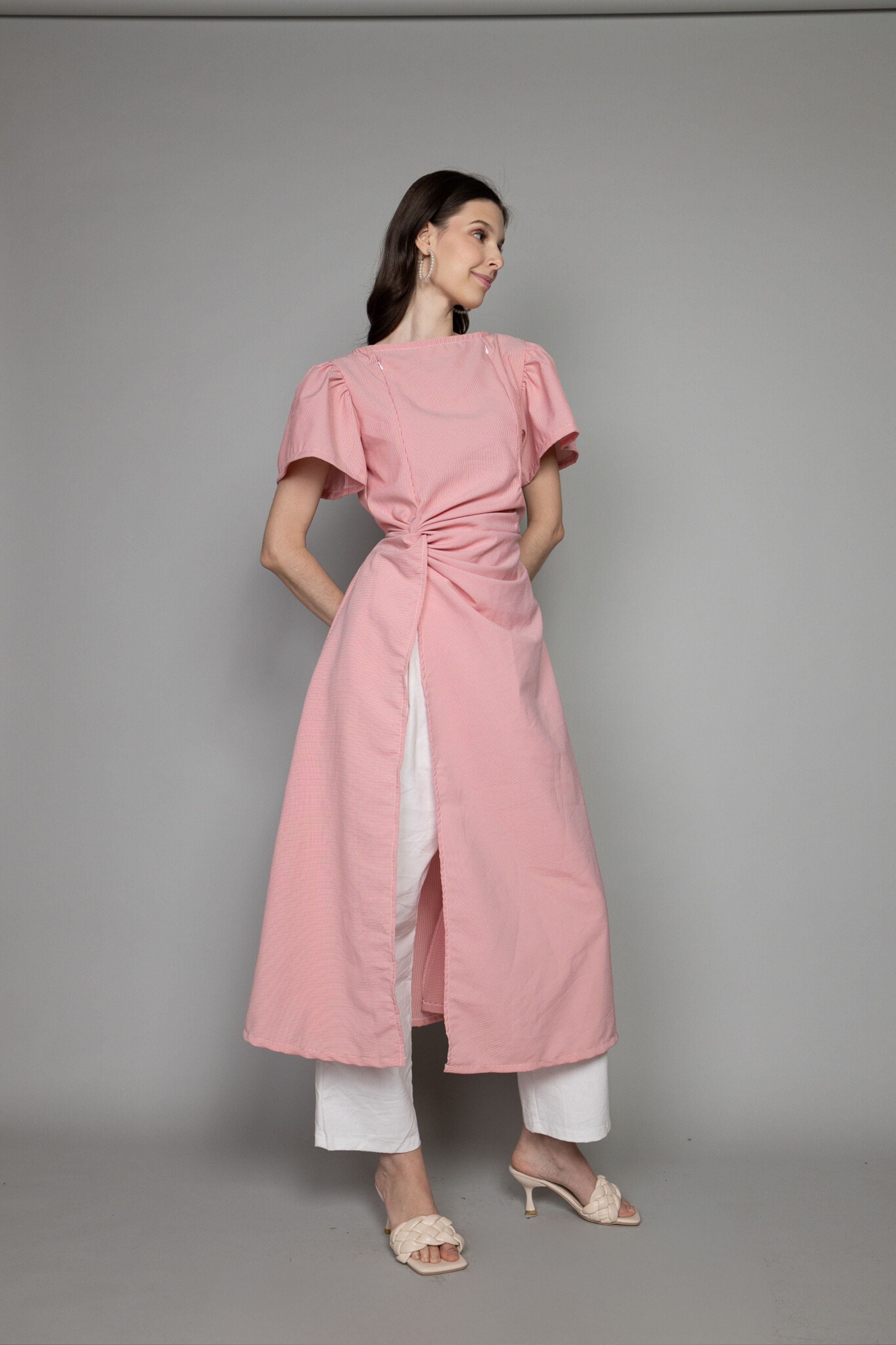 Holiday 2024: Yara Top