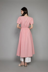Holiday 2024: Yara Top