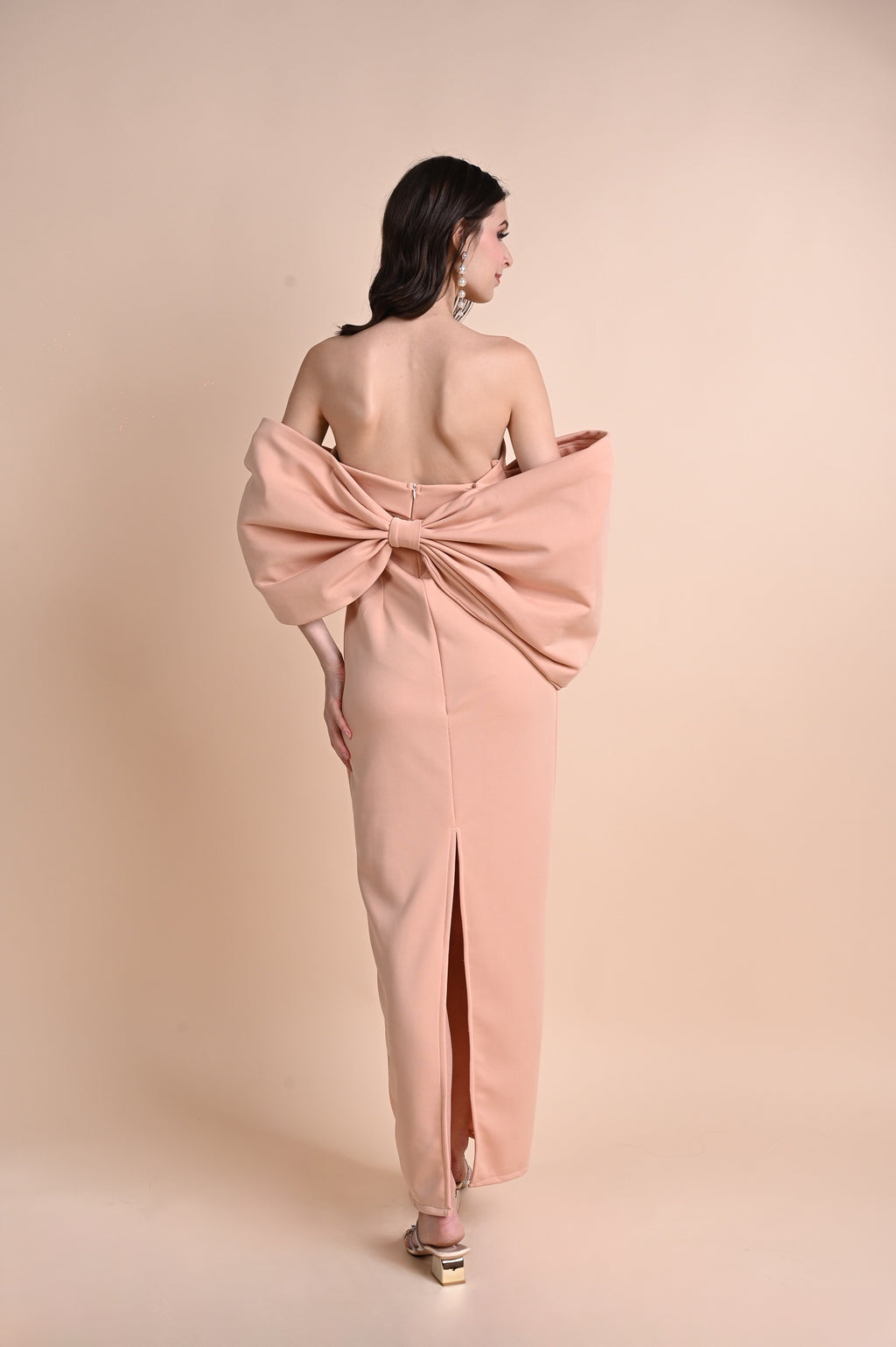 Gowns 2: Amaryllis