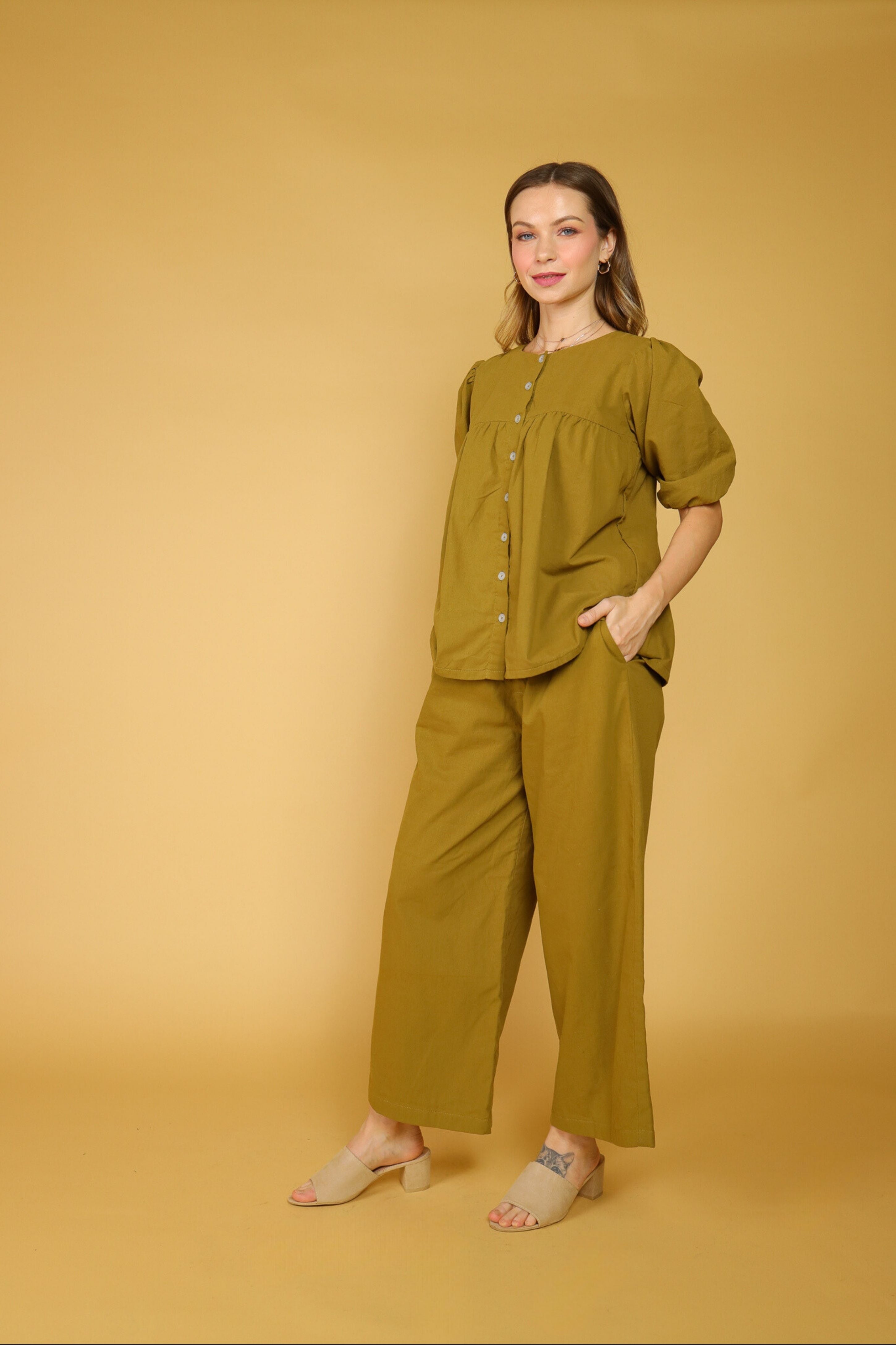 MUM Uniforms: Harley Top