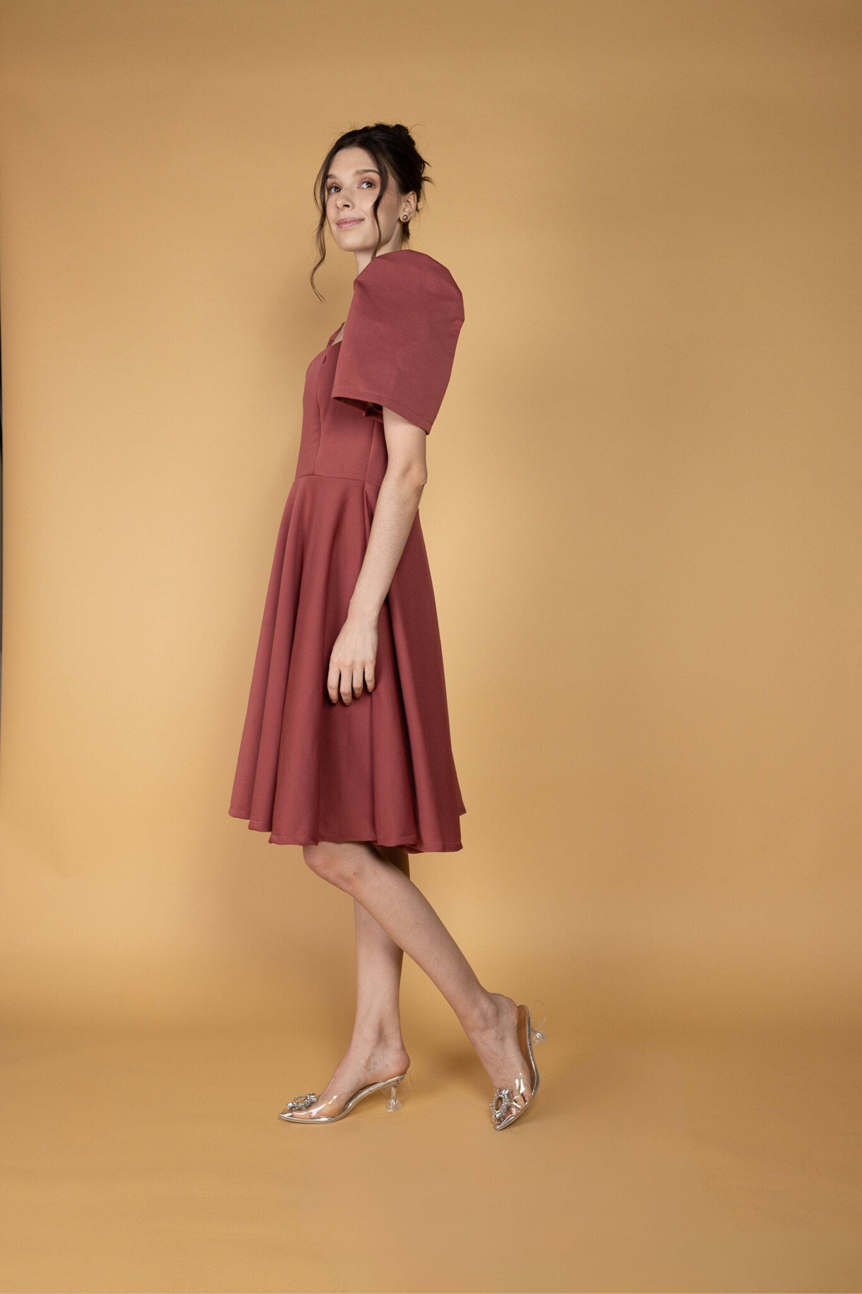 Filipiniana: Marikit