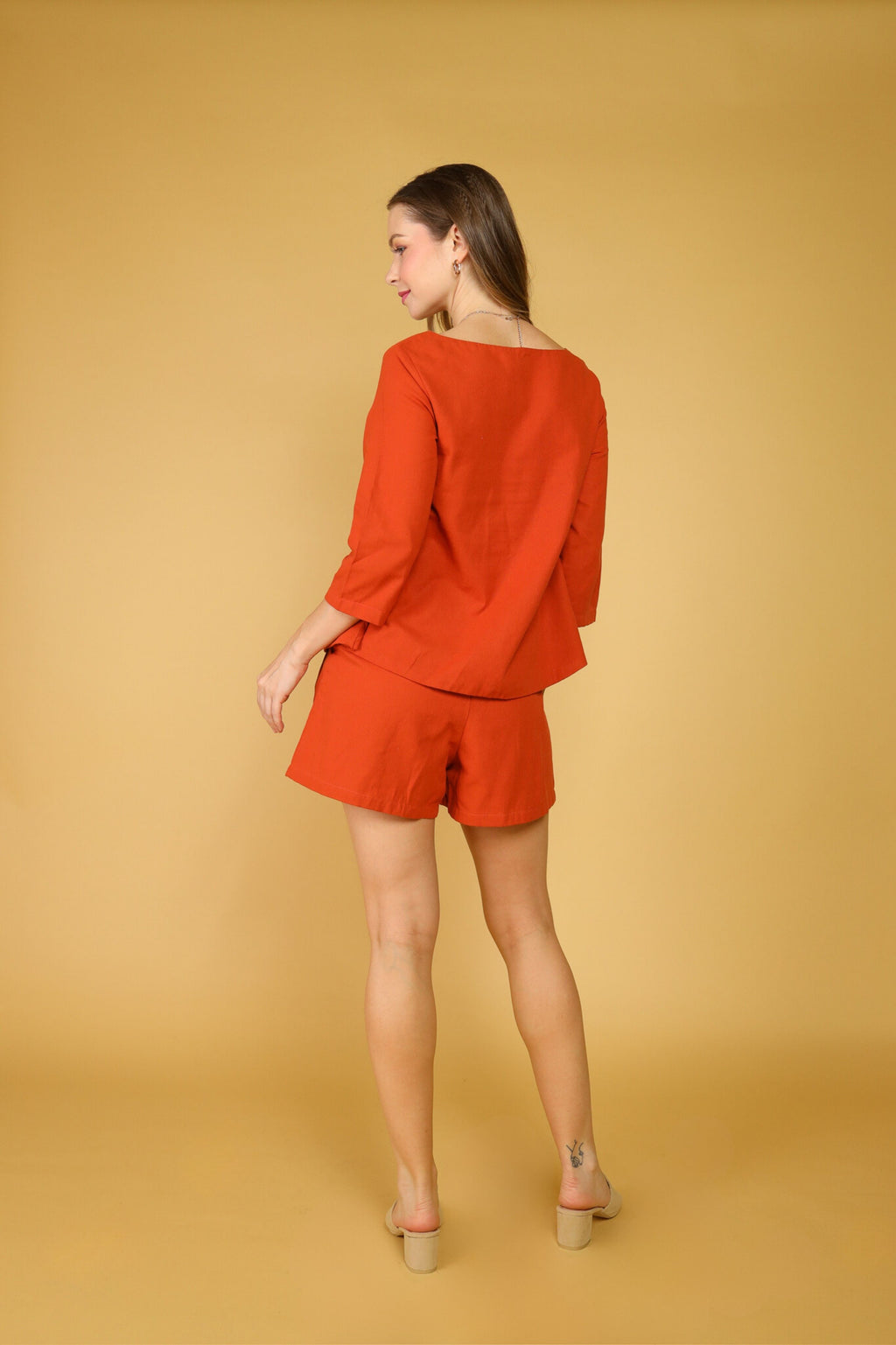 MUM Uniforms: Mhean Top
