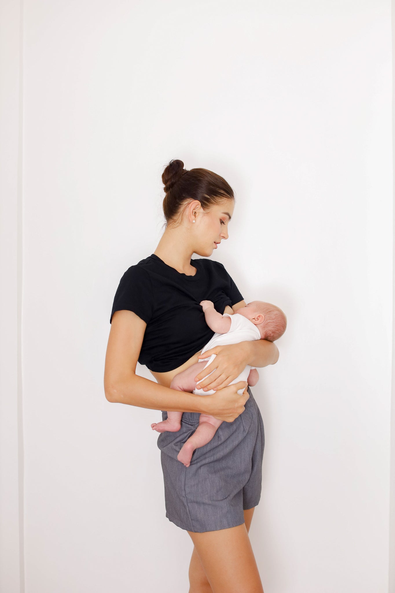 Expandable Cotton Twill Shorts