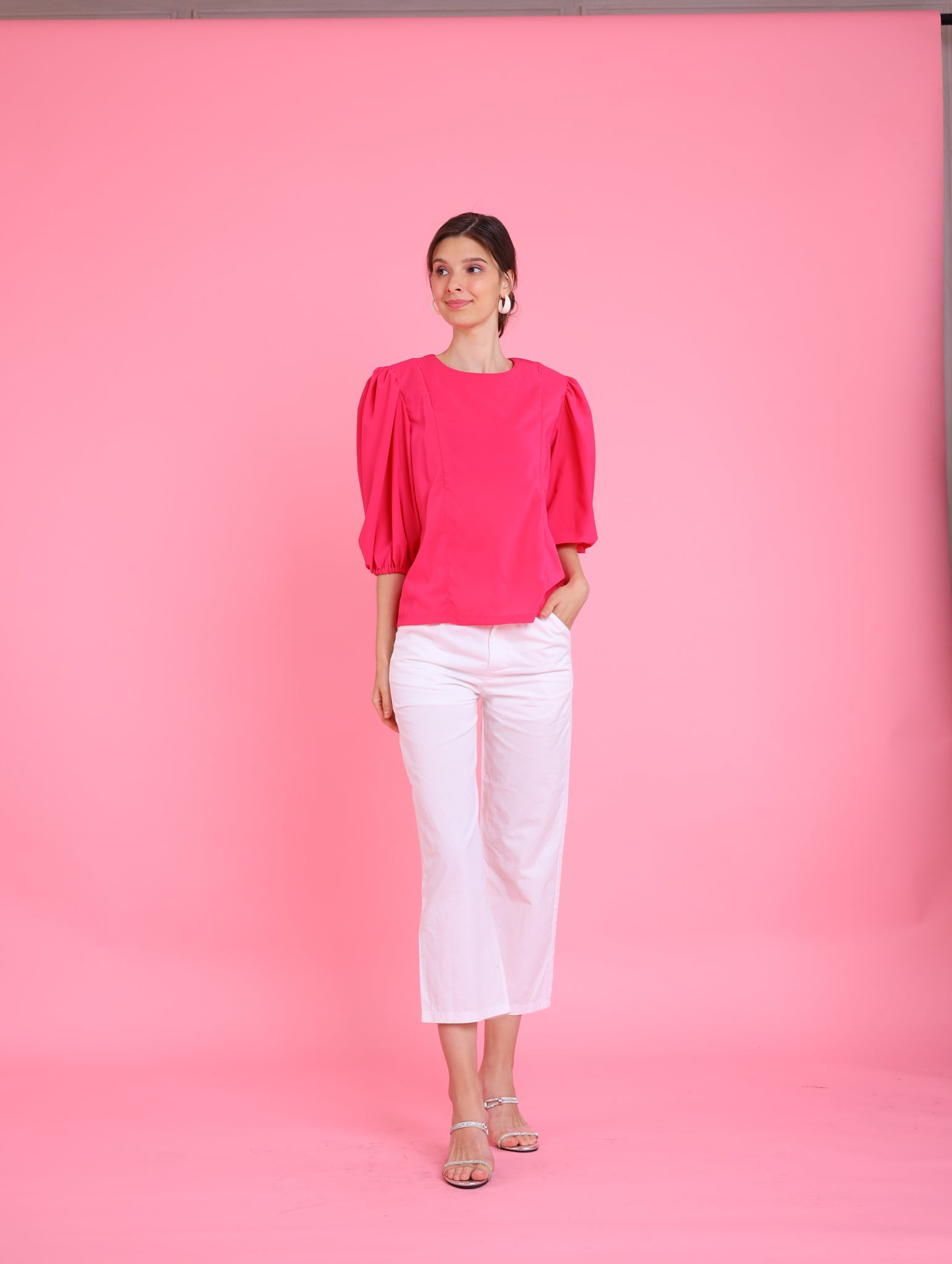Barbiecore: Gretch Puff-sleeves Top