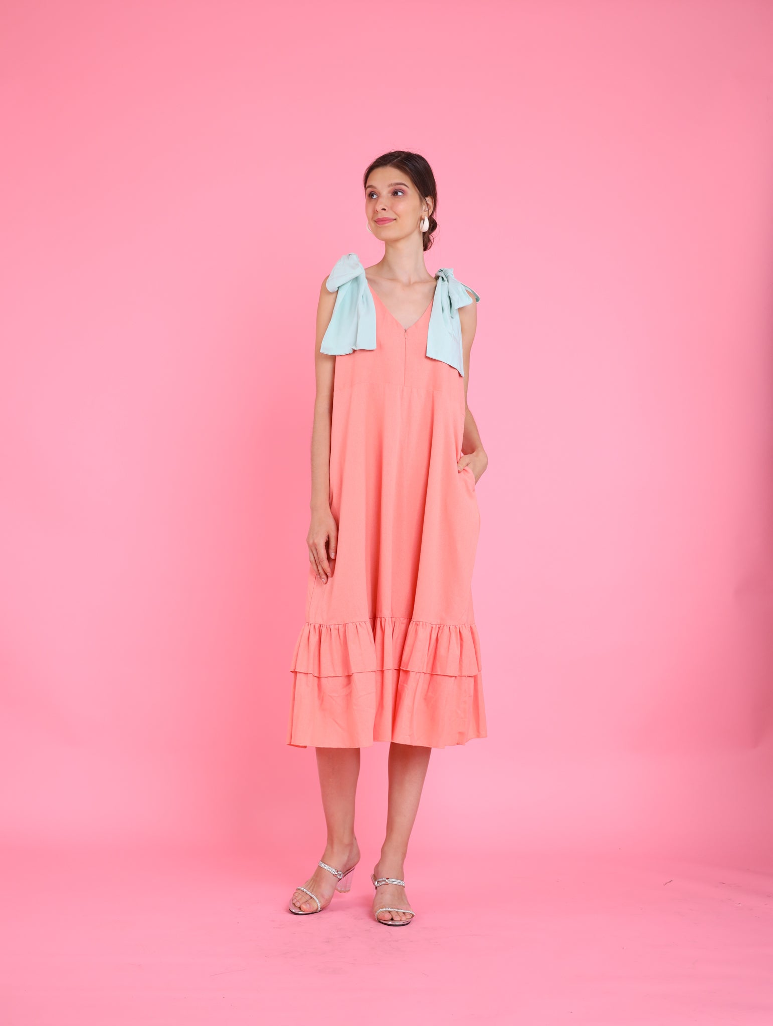 Barbiecore: Elvera Dress