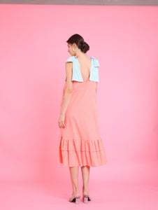 Barbiecore: Elvera Dress