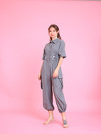 Gray: Clara