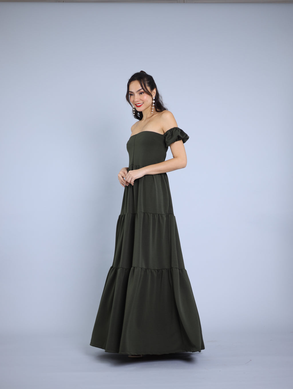 Gowns: Hanska