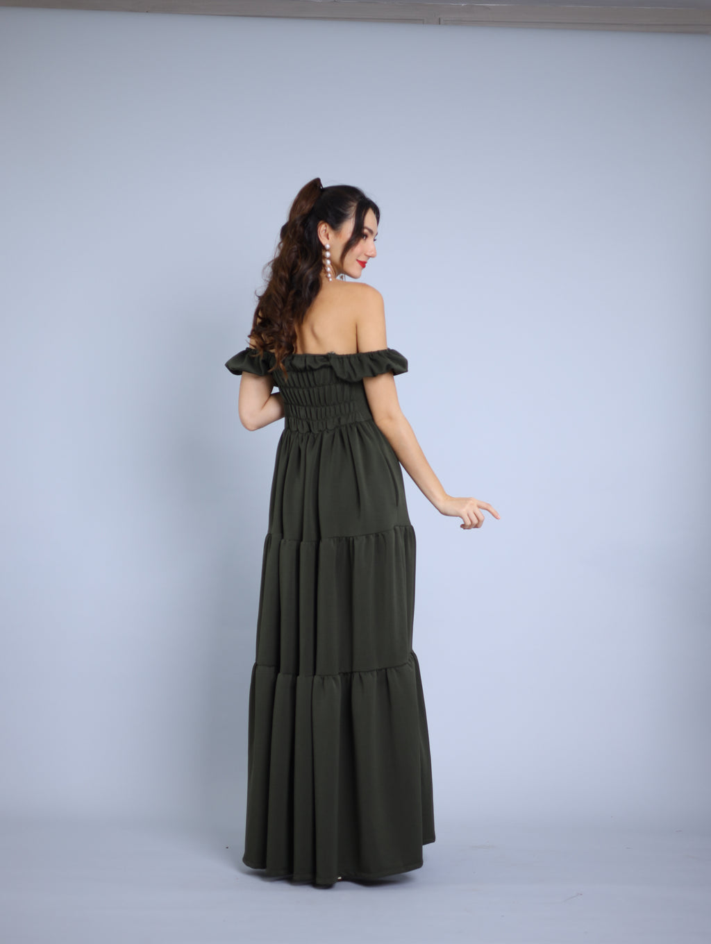 Gowns: Hanska