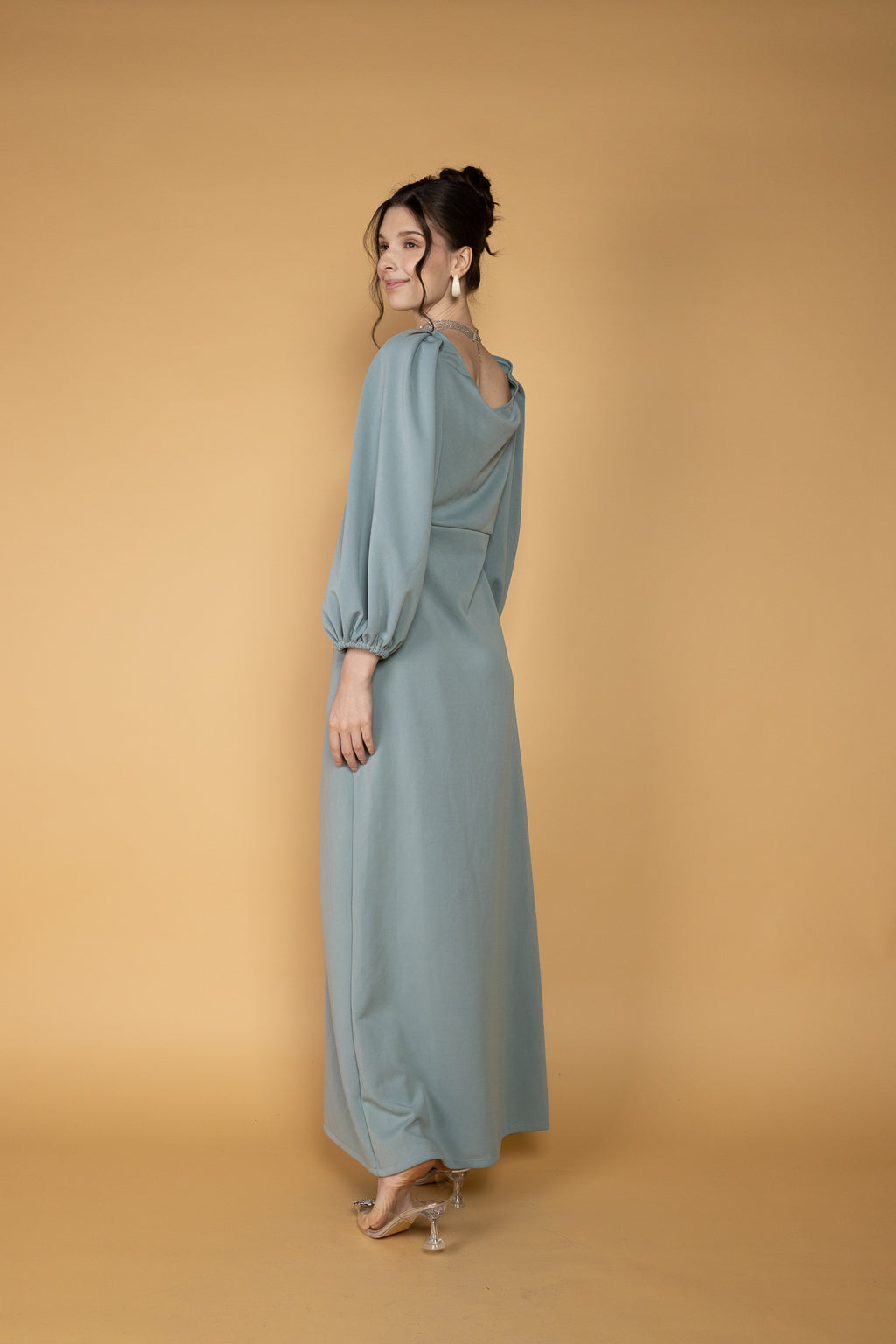 Filipiniana: Lila