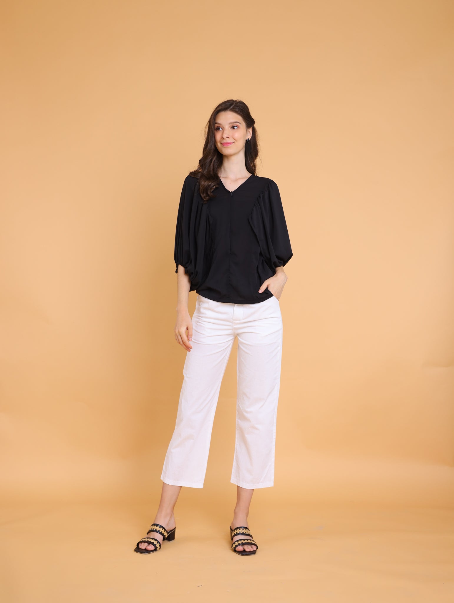 Black: El