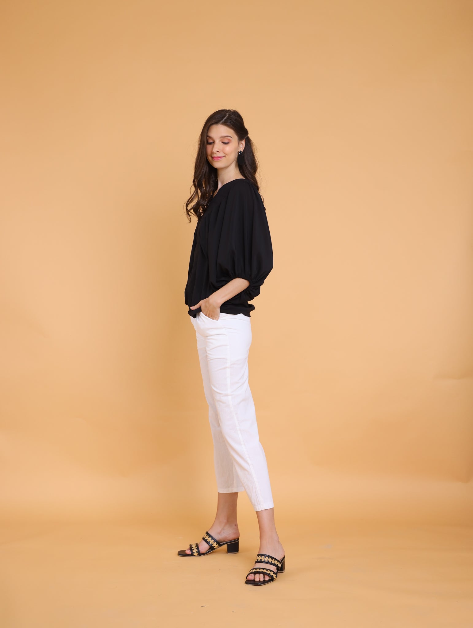 Black: El
