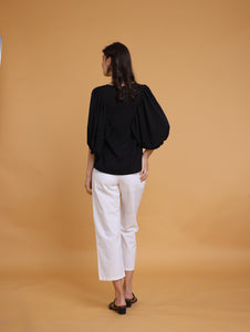 Black: El