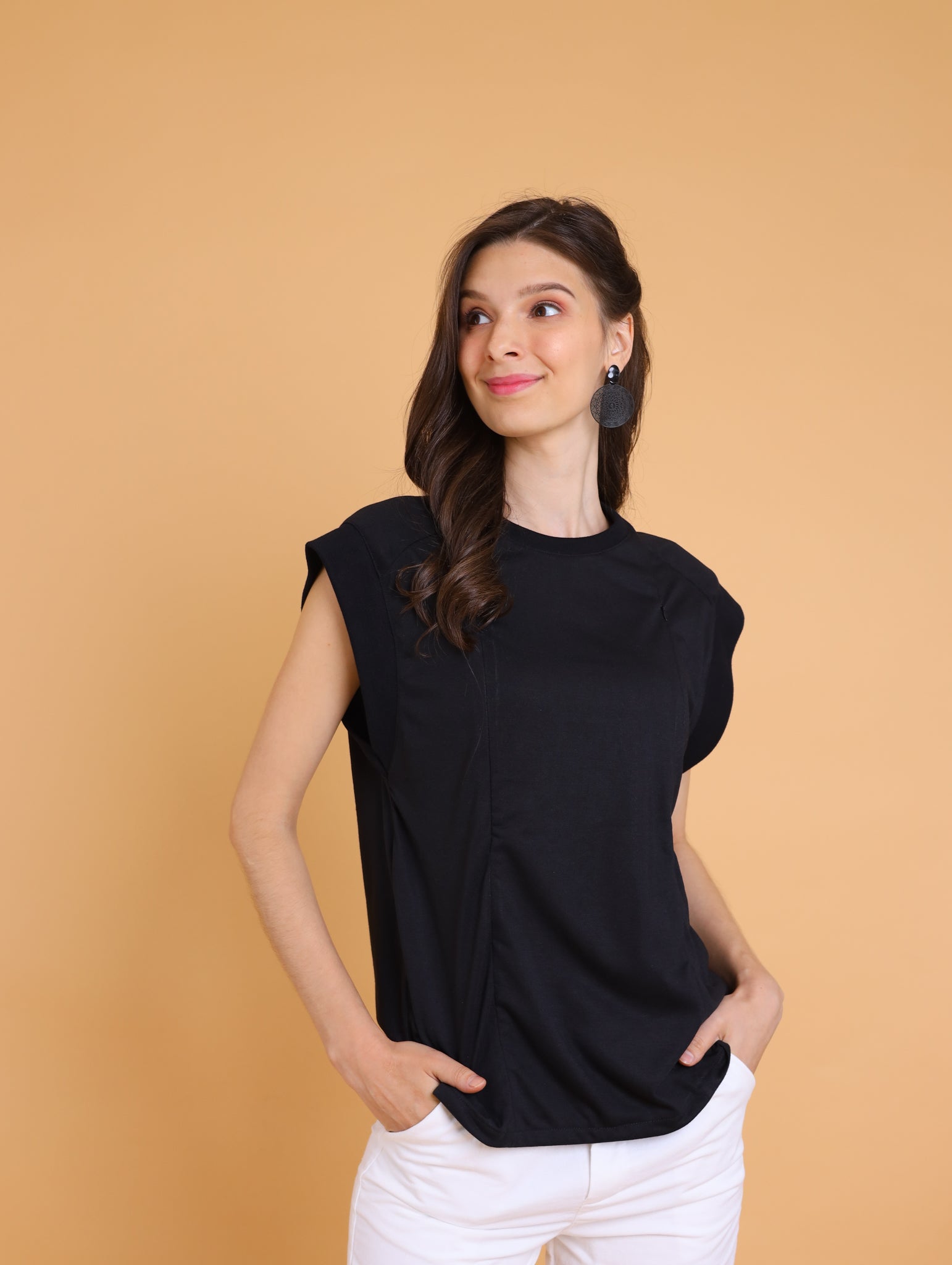 Black: Felicity