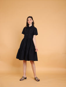 Black: Ella