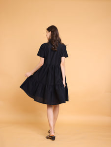 Black: Ella