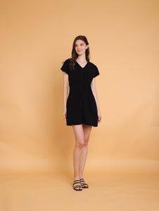 Black: Getrude