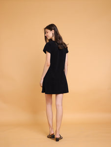 Black: Getrude