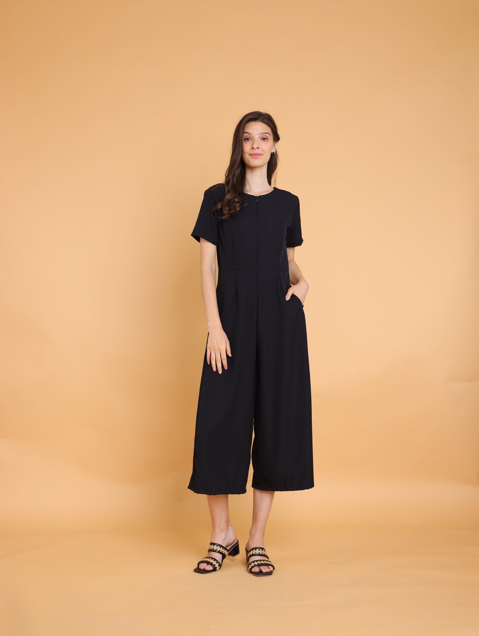 Black: Salvia