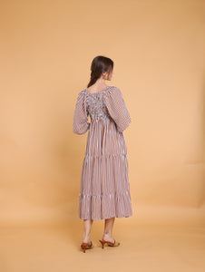 Brown: Ladonna Maxi