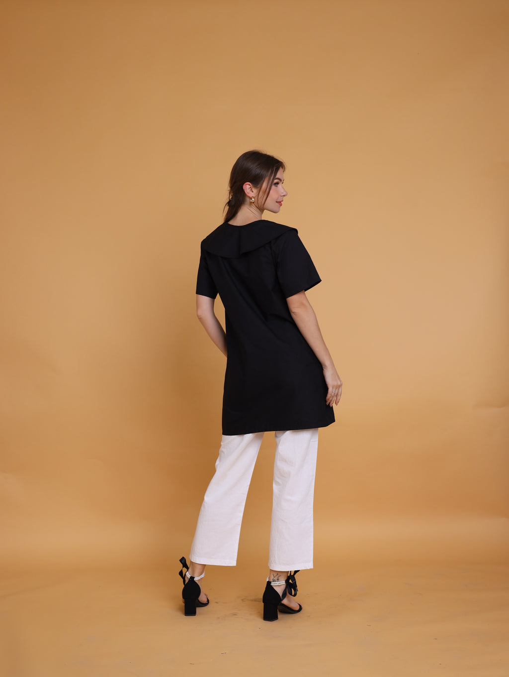 MUM x GS 7: Cuoco Top