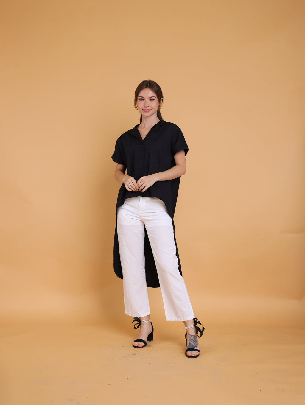 MUM x GS 7: Mantok Long-back Top