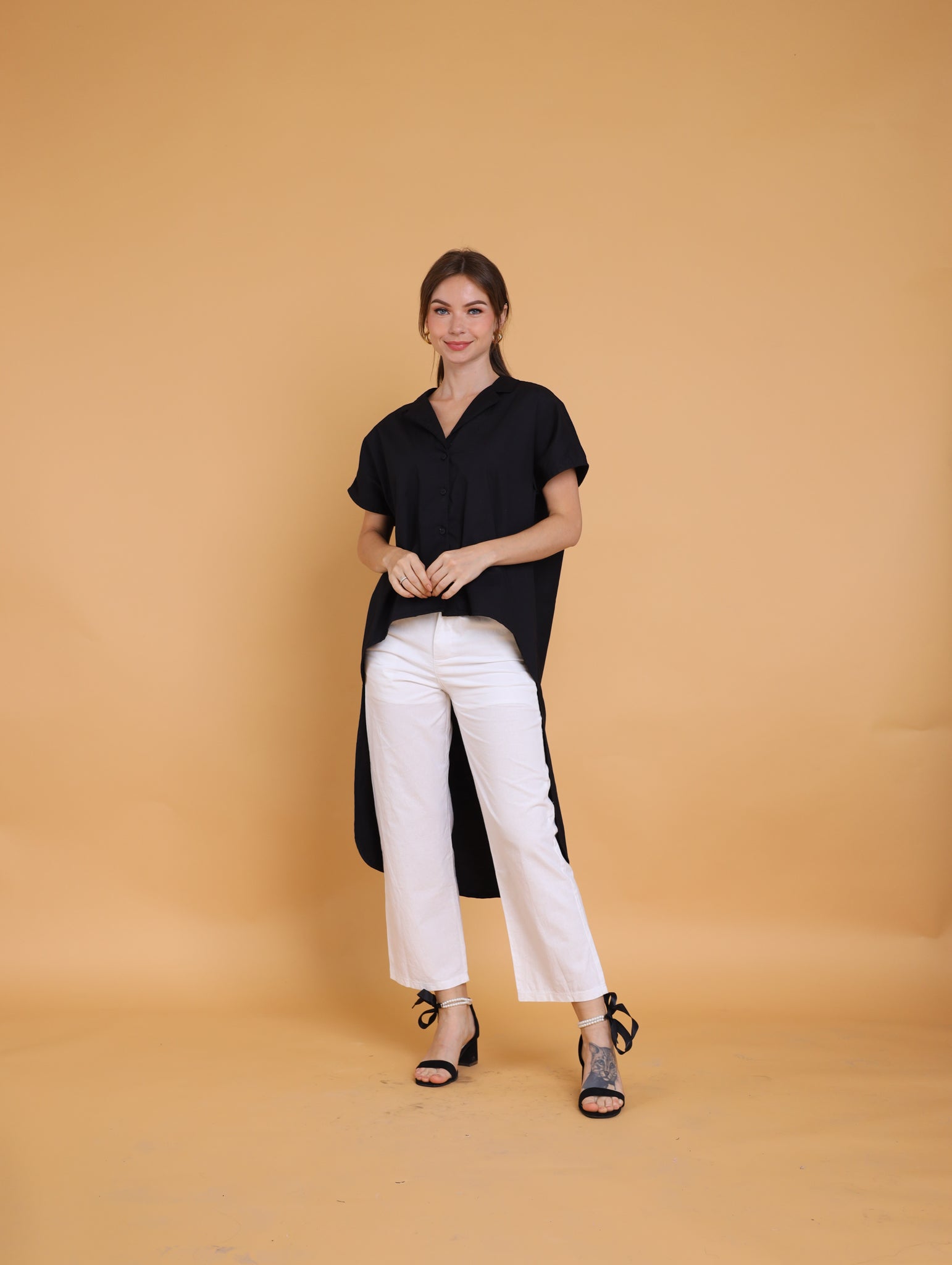 MUM x GS 7: Mantok Long-back Top