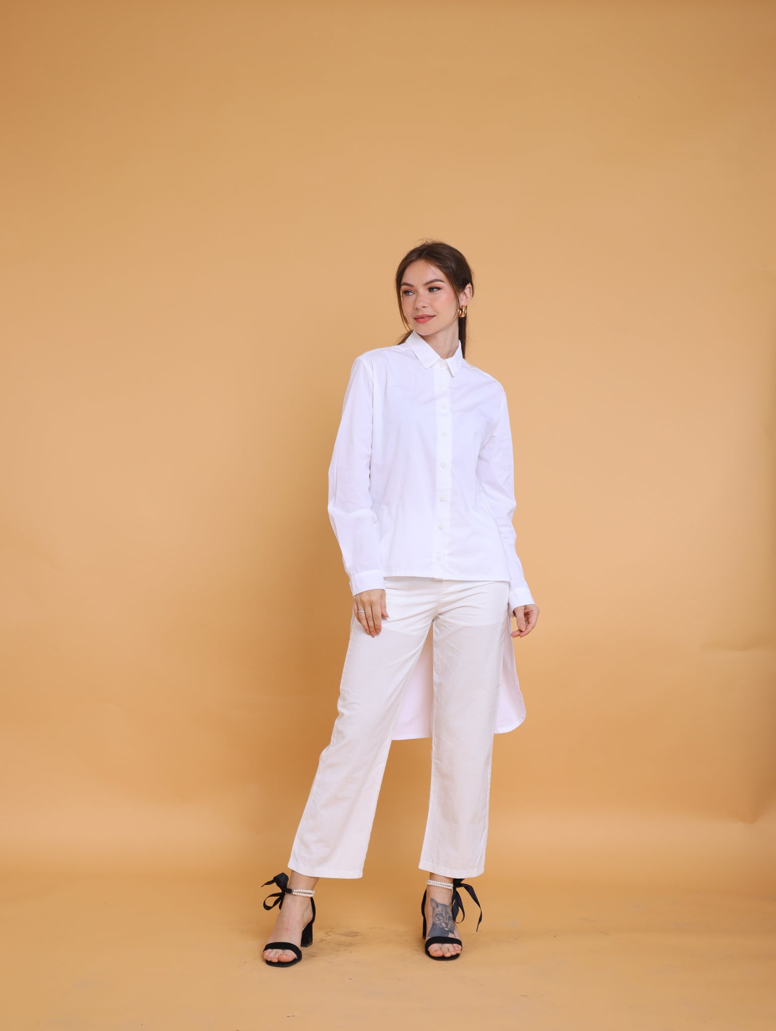 MUM x GS 7: Shannen Long-back Top