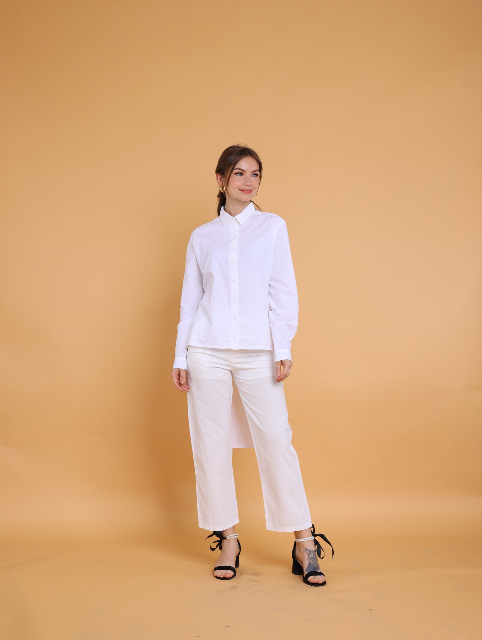 MUM x GS 7: Shannen Long-back Top