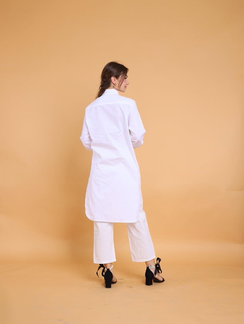 MUM x GS 7: Shannen Long-back Top