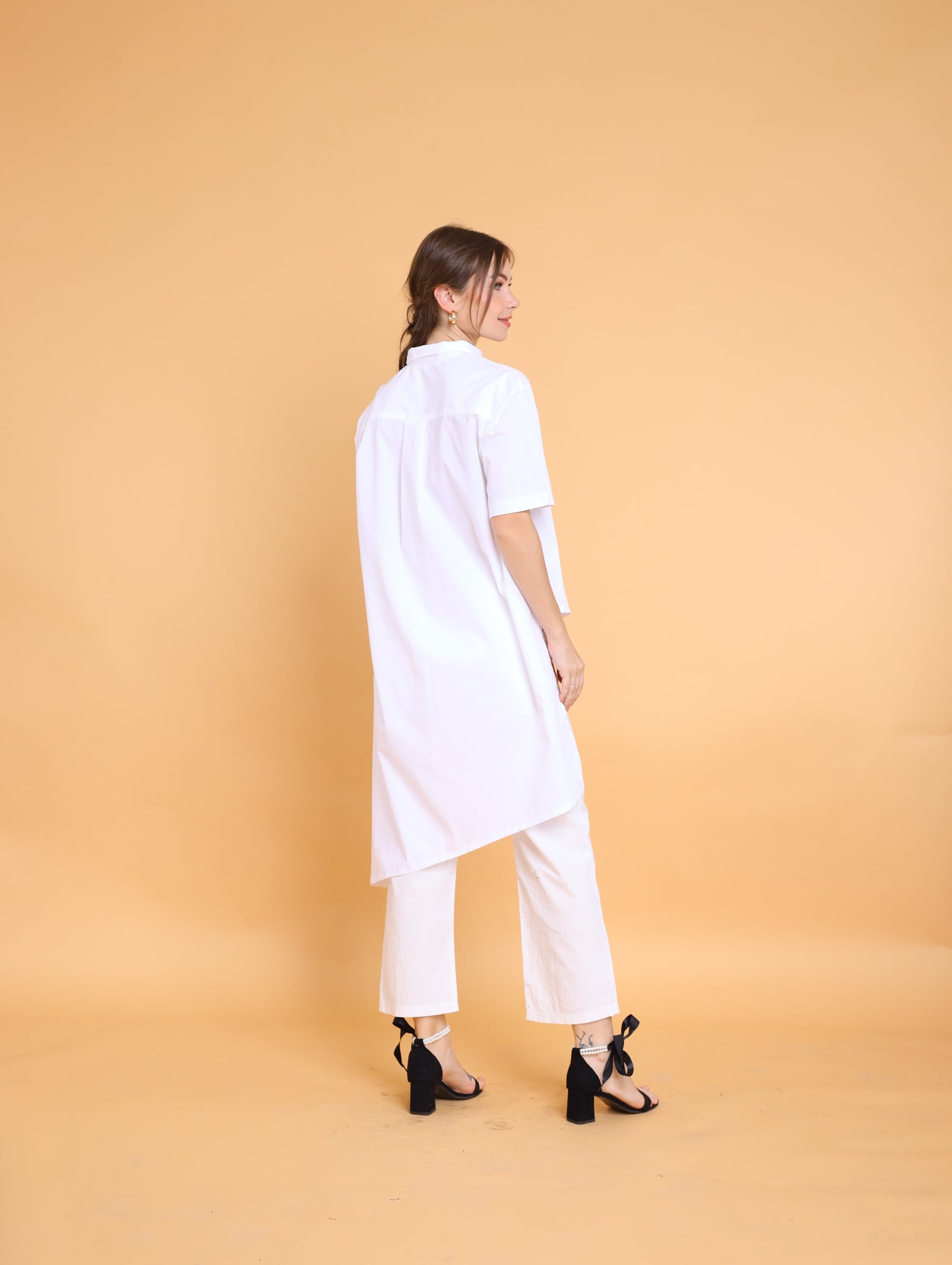 MUM x GS 7: Krause Asymmetrical Top