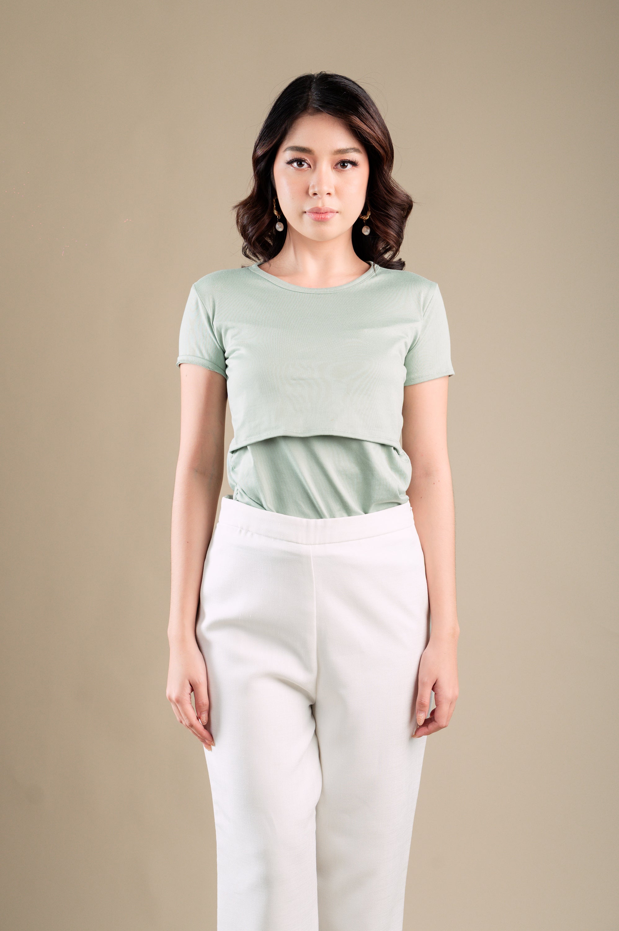Basic Built-in Bra in Special Colors: Danica Basic Shirt
