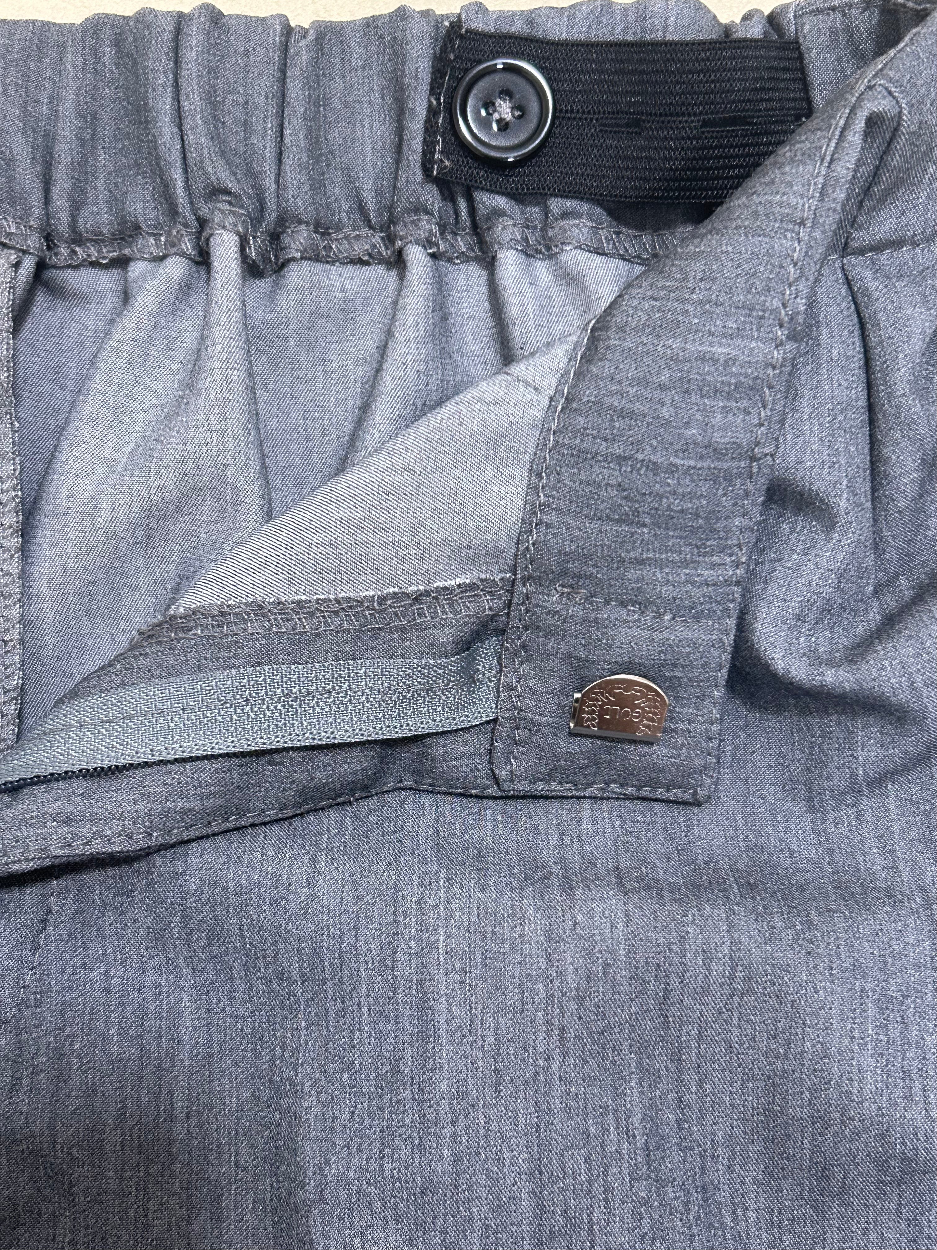 Expandable Cotton Twill Shorts