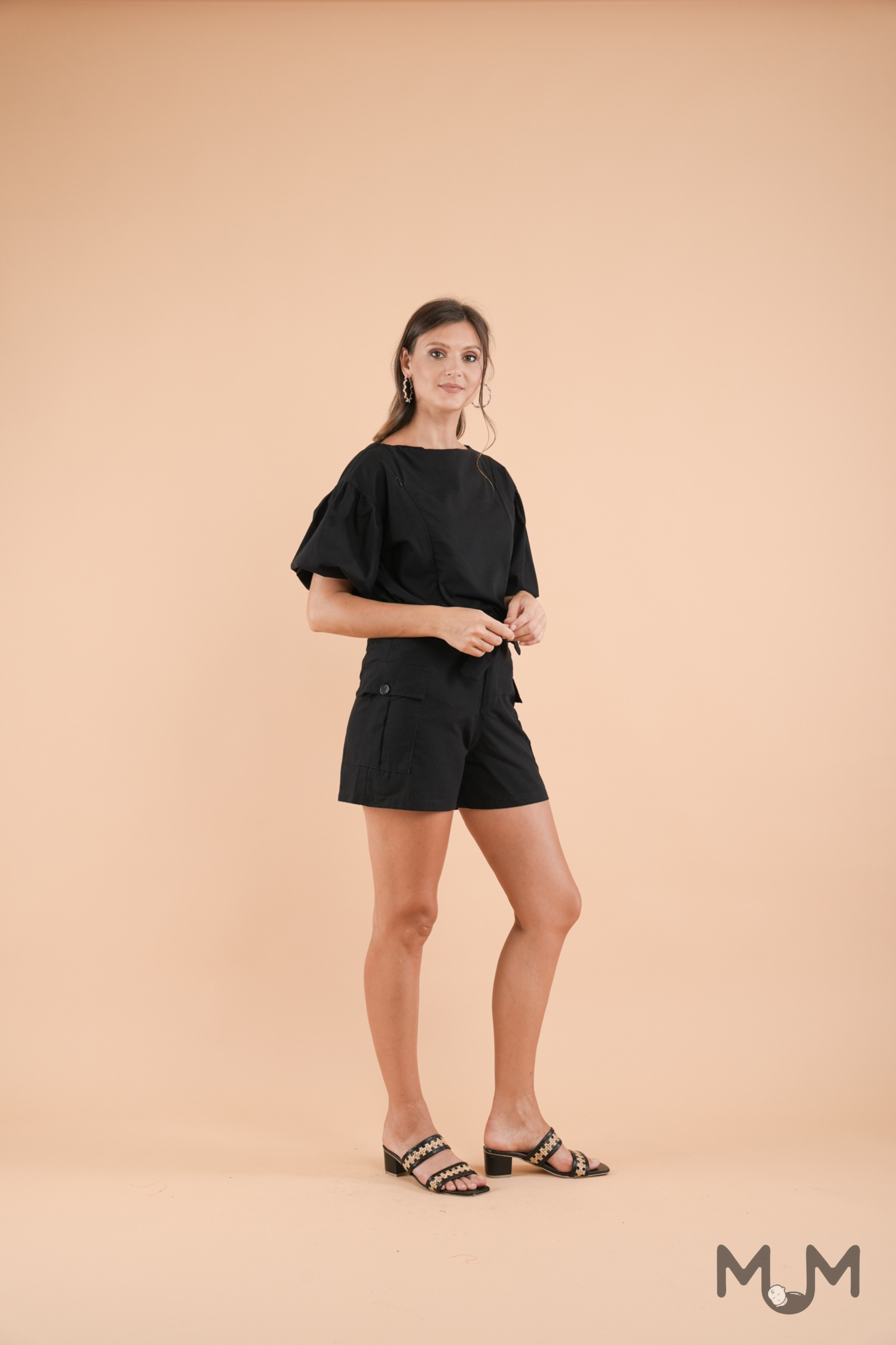 Bottoms: Adalwine Cargo Shorts