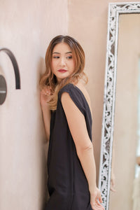 MUM x RPB 3: Ahira Deep Vneck Backless Dress