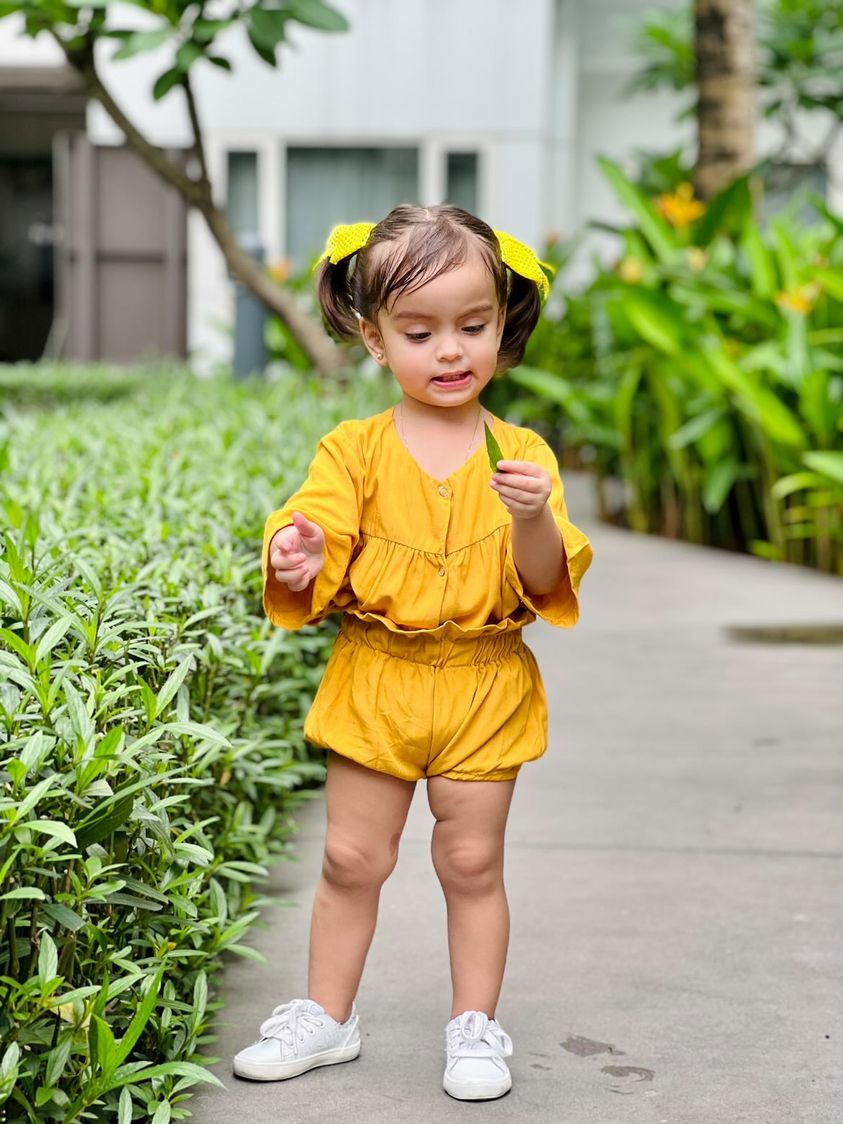 Lille Venn 4: Tokyo Top and Bloomers Set
