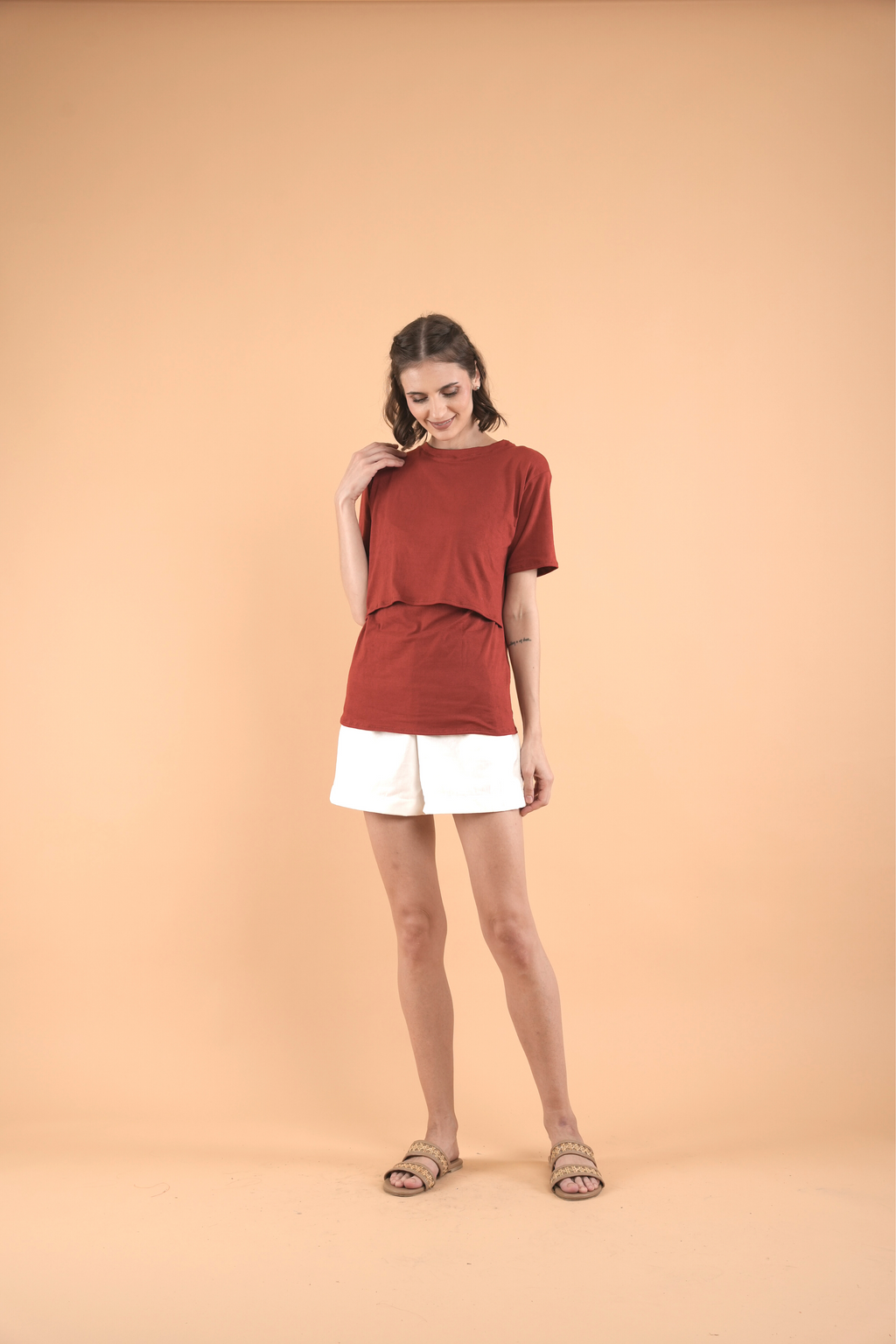 Basic Breastfeeding Shirt in Red Tones