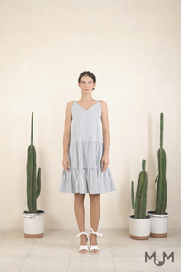 Mini, Midi, Maxi: Belle Midi Dress