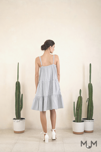 Mini, Midi, Maxi: Belle Midi Dress