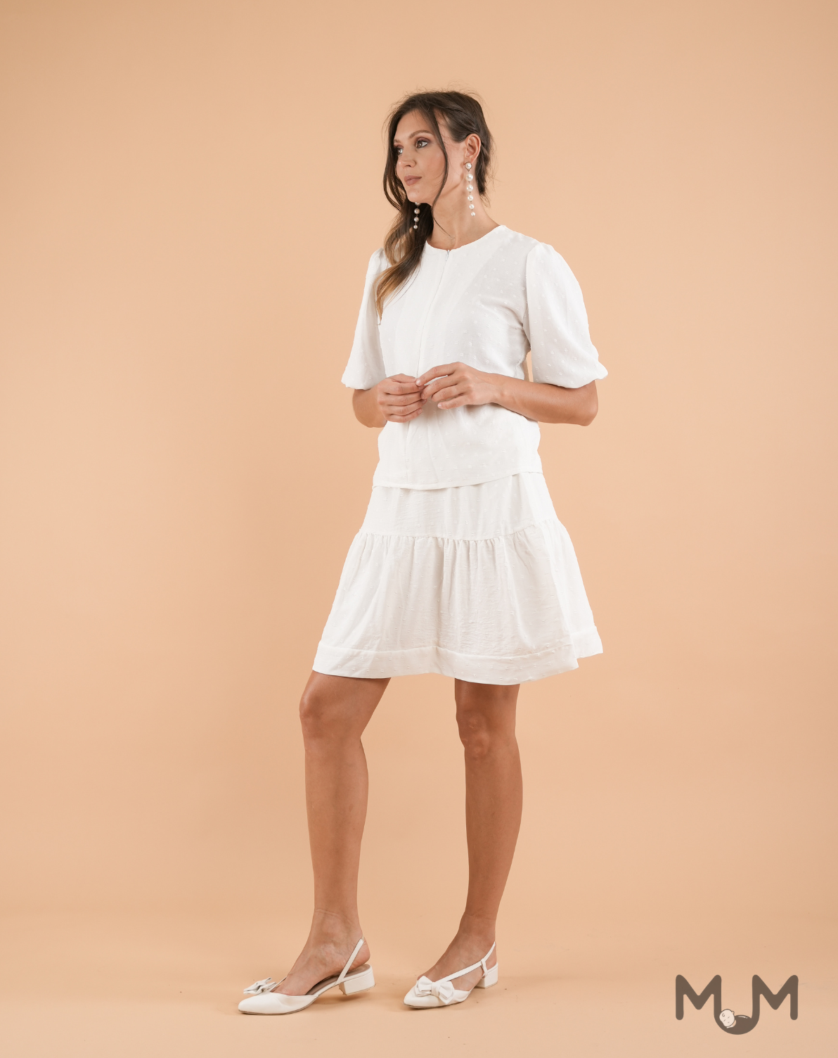 Whites Collection: Daphne