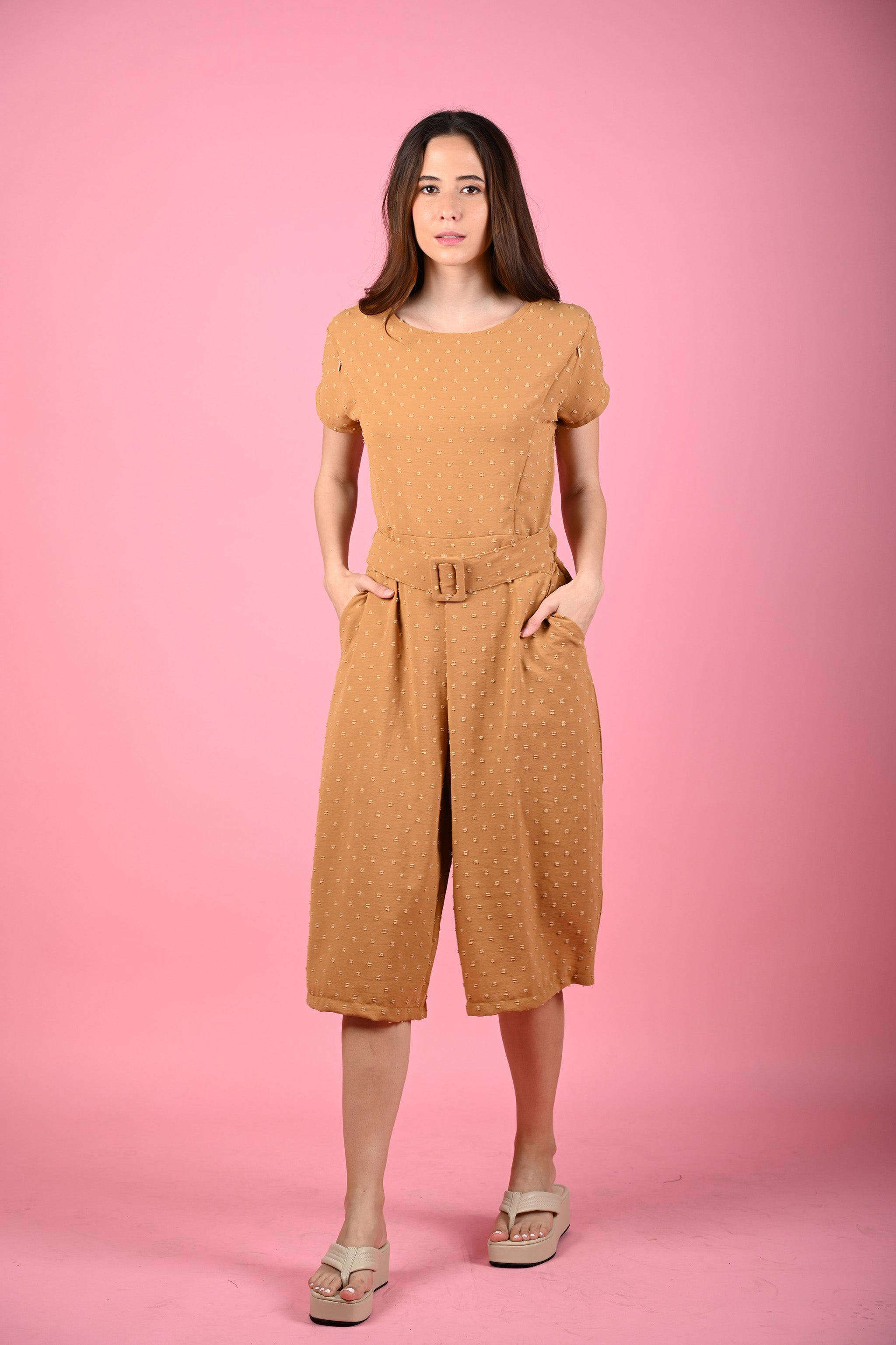 Femme 2: Cara