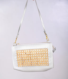 Lola Becca 06: Badoc Mini Bag