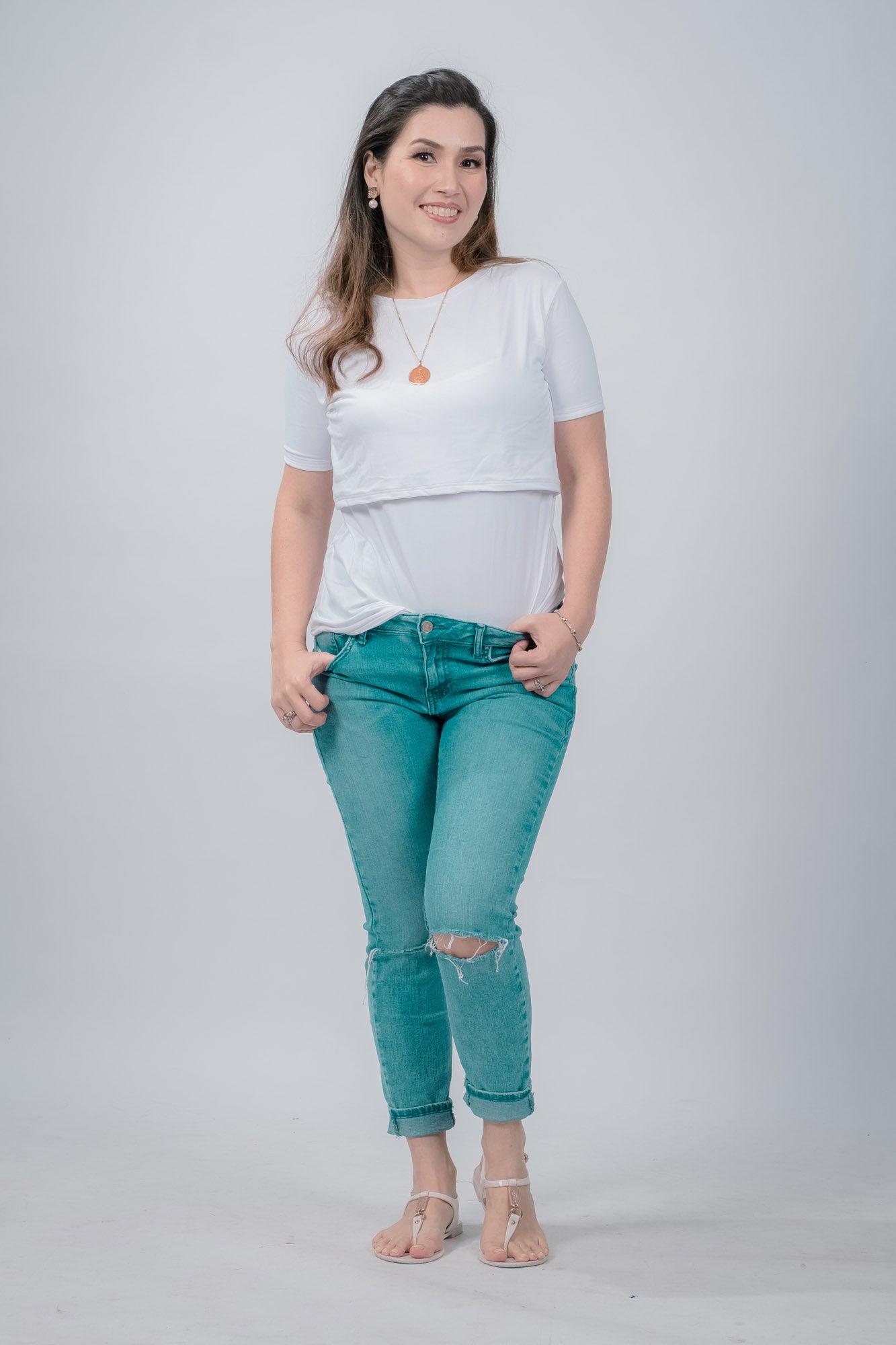 Basic Breastfeeding Shirt in Neutral Tones