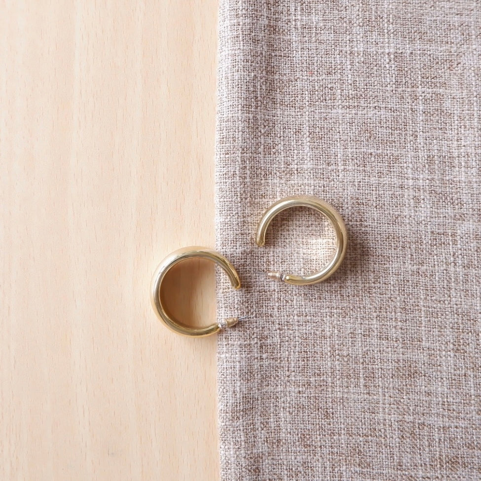 MUM x RPB 7: Hoop Earrings