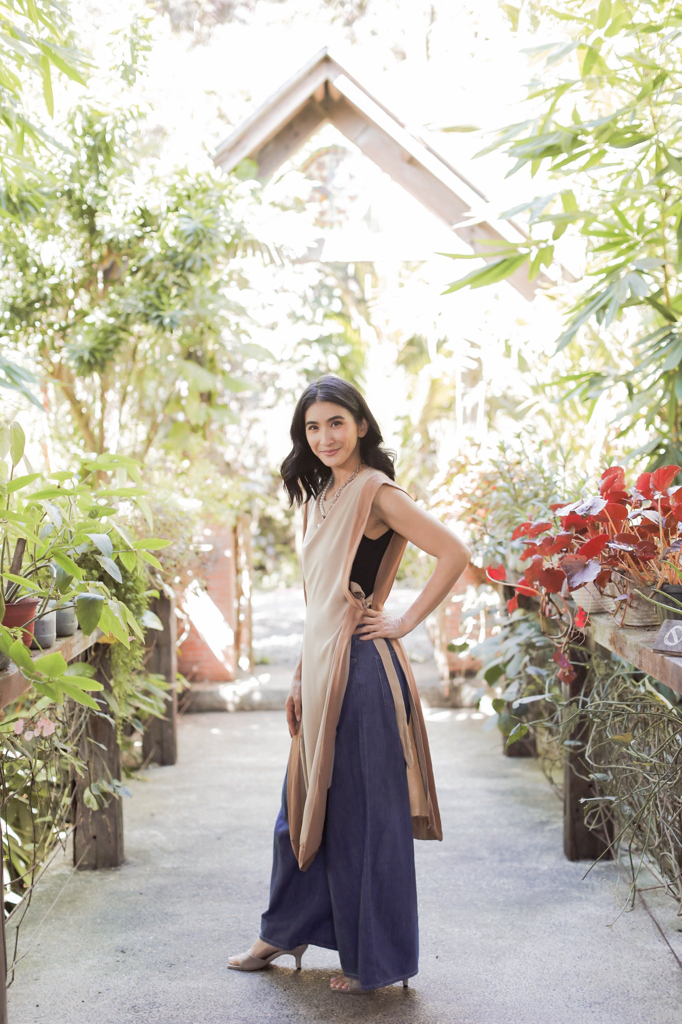 MUM x RPB 7: Sara Two-tone Side-Laso Long Vest/ Breastfeeding Cover