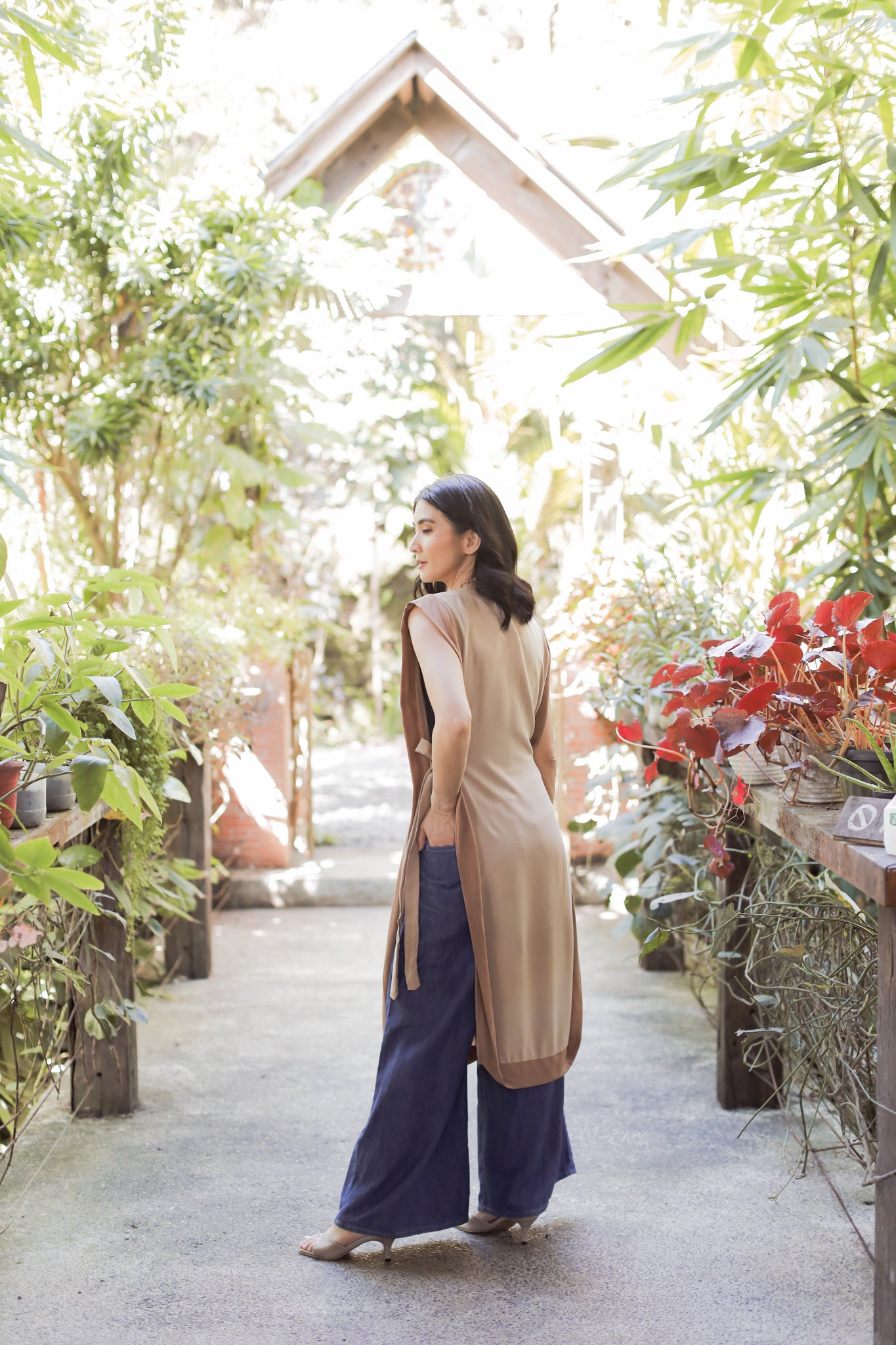 MUM x RPB 7: Sara Two-tone Side-Laso Long Vest/ Breastfeeding Cover