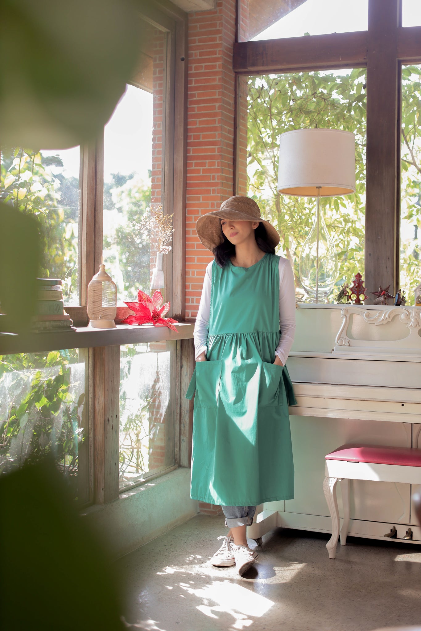 MUM x RPB 7: Madeline 100% Cotton Multi-Purpose Side-Laso Apron/Breastfeeding Cover Pinafore