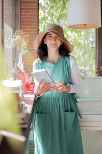 MUM x RPB 7: Madeline 100% Cotton Multi-Purpose Side-Laso Apron/Breastfeeding Cover Pinafore