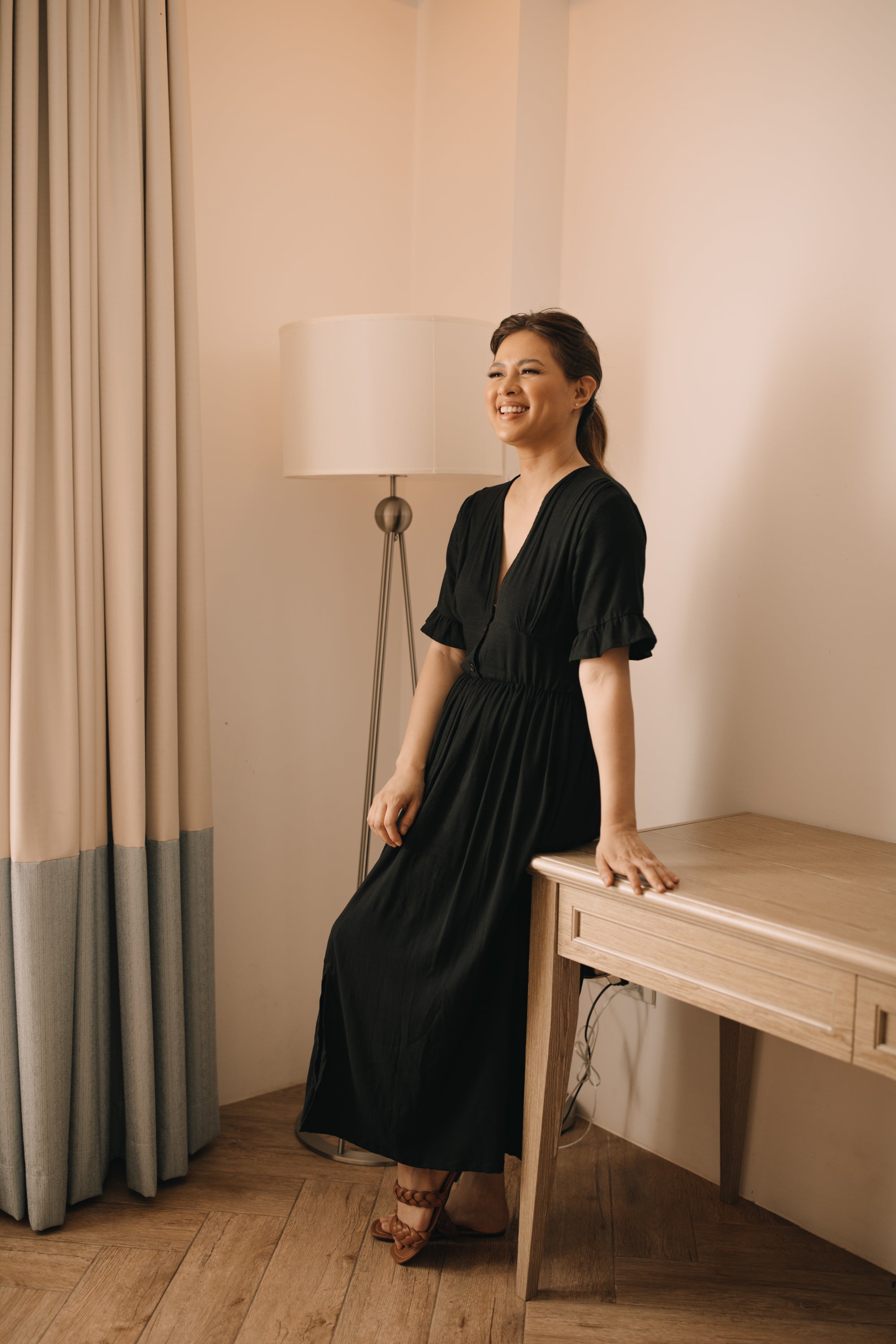 MUM x LQA: Tamera Dress with Cinched Waist